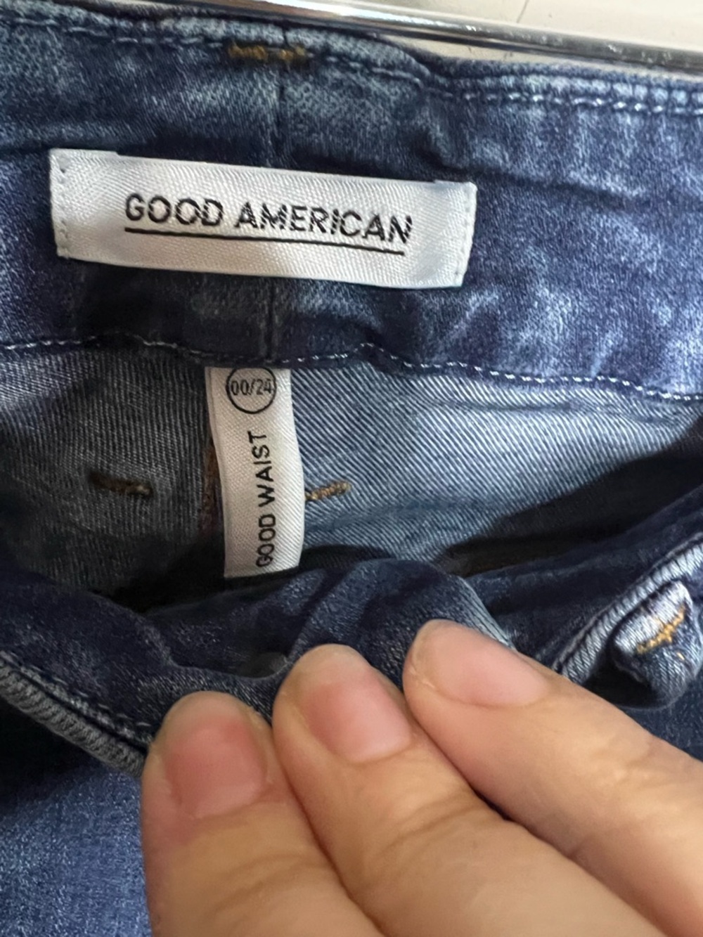 Good American Good Waist Skinny Denim Jeans - Picture 6 of 10
